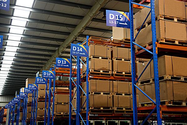 智慧物流，智能倉儲系統，工業平板電腦應用體現