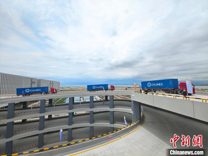 廣州南沙國際物流中心北區倉庫試投產　廣州港集團供圖